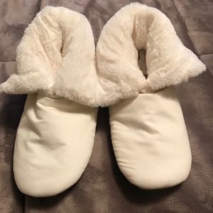 Pottery barn booties. White size XL
